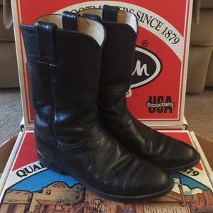 Women’s Black Justin Boots